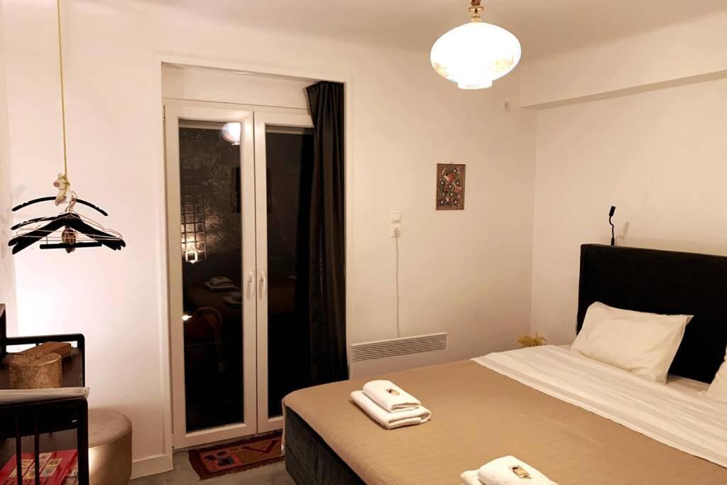 Quiet And Central Flat With Private Backyard Garden Афины Экстерьер фото