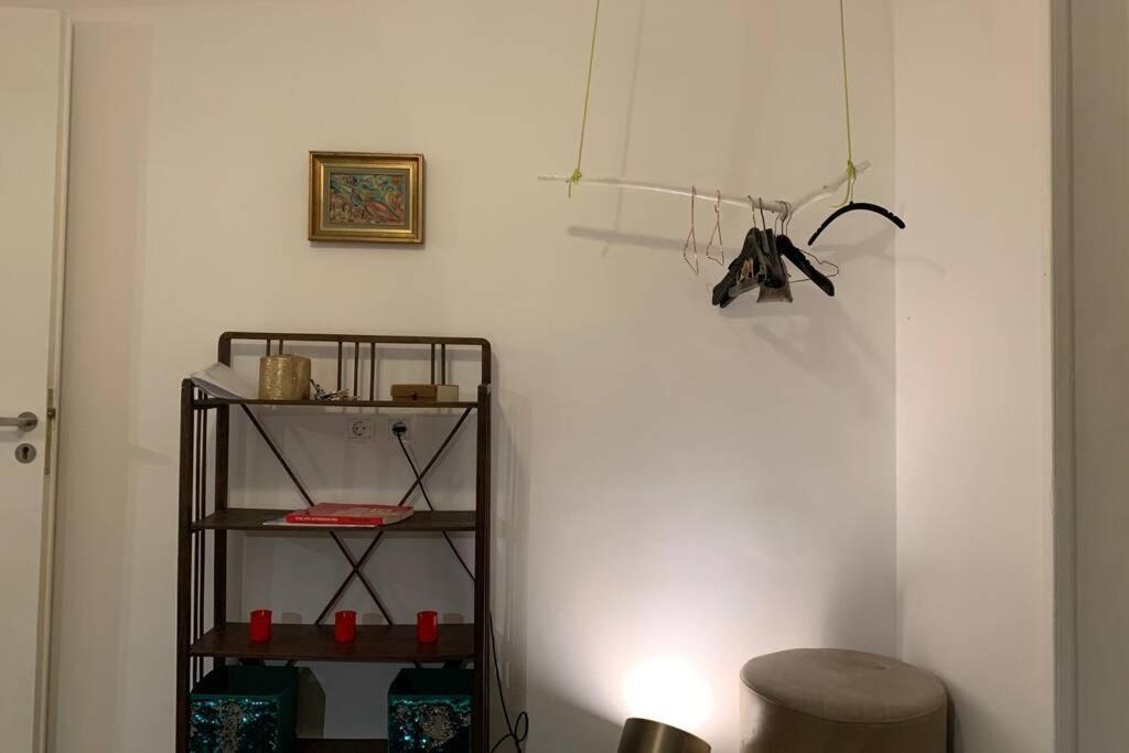 Quiet And Central Flat With Private Backyard Garden Афины Экстерьер фото